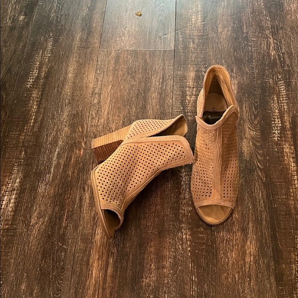 Lucky Brand Tan Perforated Peep-Toe Booties - Picture 3 of 5